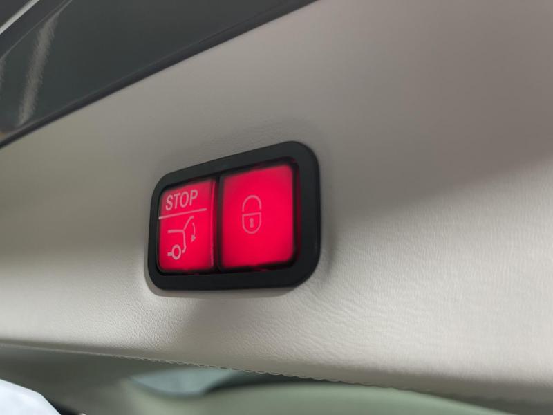 Купить Mercedes-Maybach GLS 600 бензин 2023 id-1004501 в Киеве, Фото №[delta]