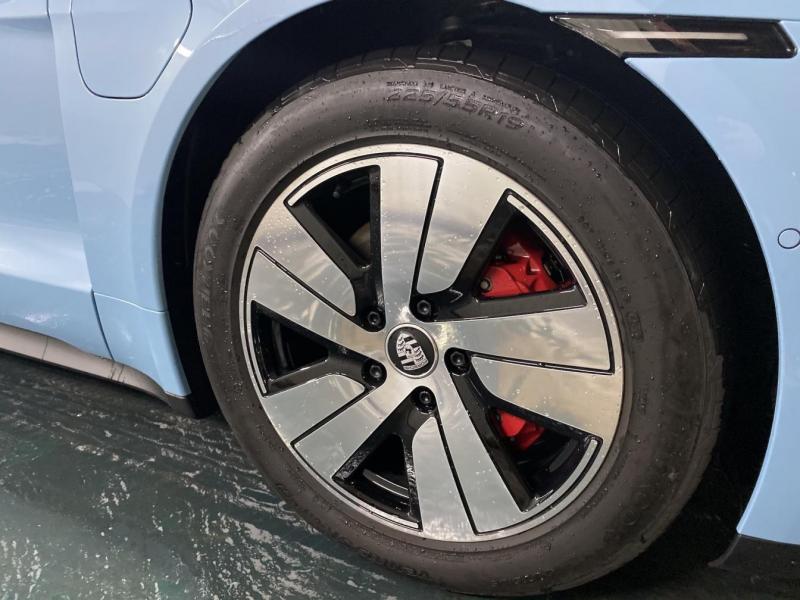 Купить Porsche Taycan 4S электро 2024 id-1004455 в Киеве, Фото №[delta]