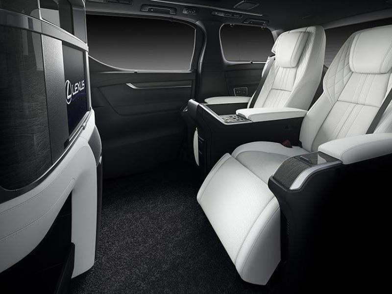 Купить Lexus LM 300h бензин 2023 id-1004450 в Киеве, Фото №[delta]