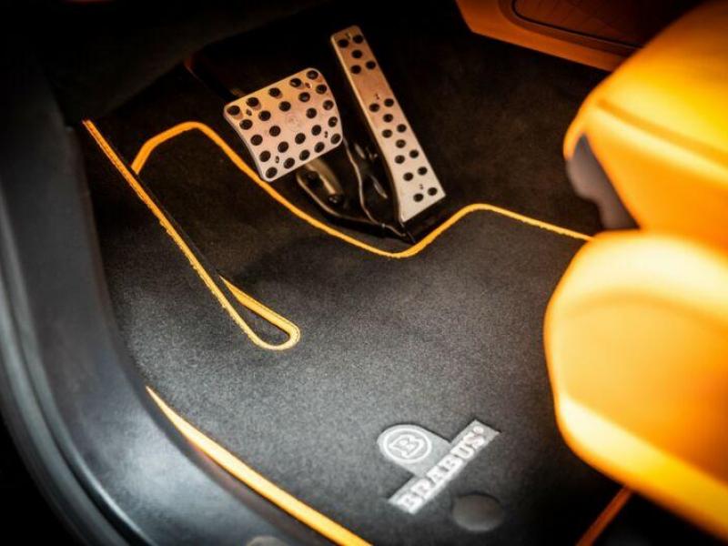 Купить Mercedes-Benz G 800 Brabus бензин 2023 id-1004403 в Киеве, Фото №[delta]