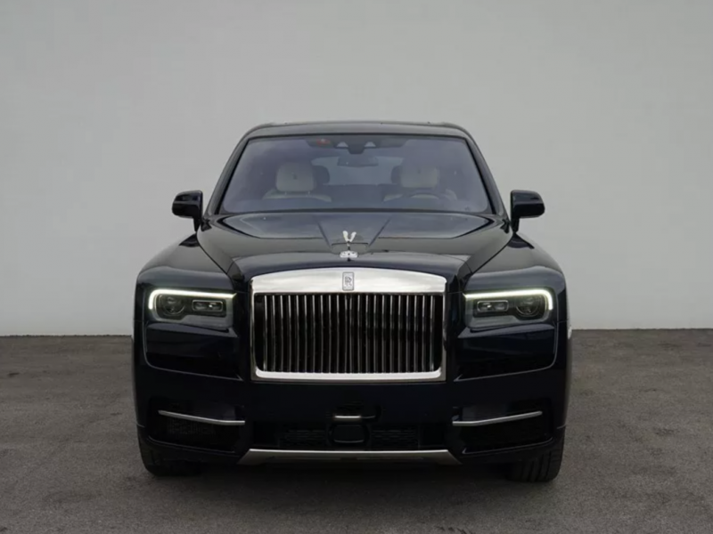 Купить Rolls-Royce Cullinan бензин 2024 id-1004364 в Киеве, Фото №[delta]