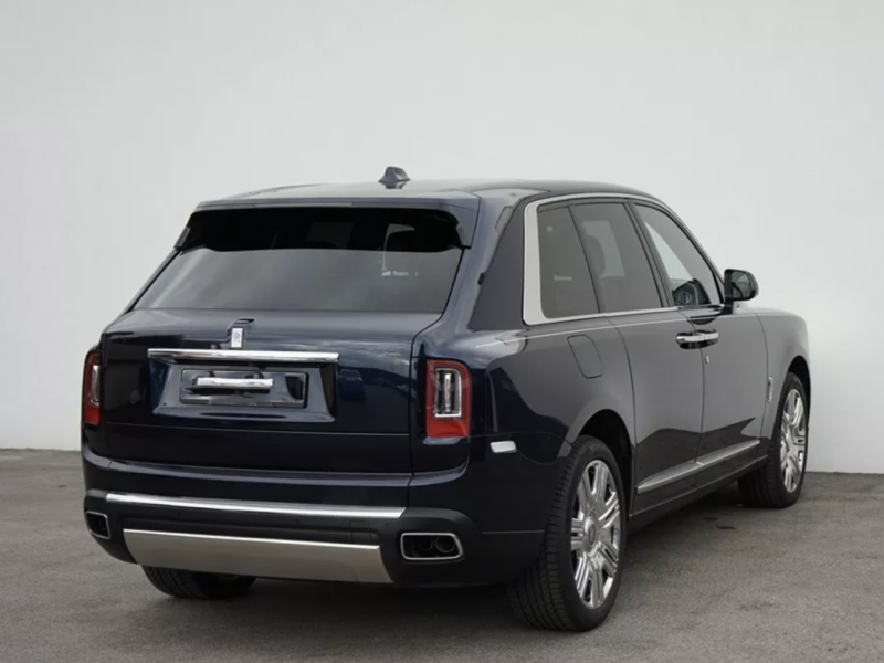 Купить Rolls-Royce Cullinan бензин 2024 id-1004364 в Киеве, Фото №[delta]