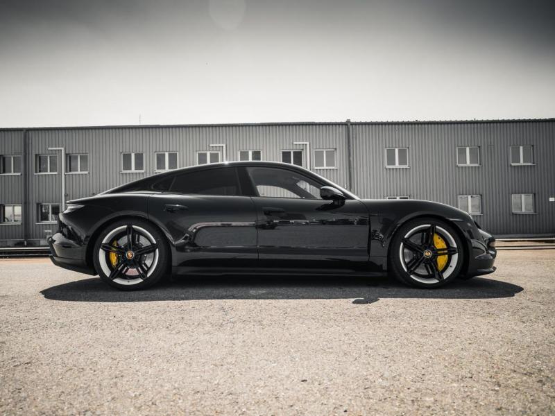 Купить Porsche Taycan Turbo бензин 2025 id-1004093 в Киеве, Фото №[delta]