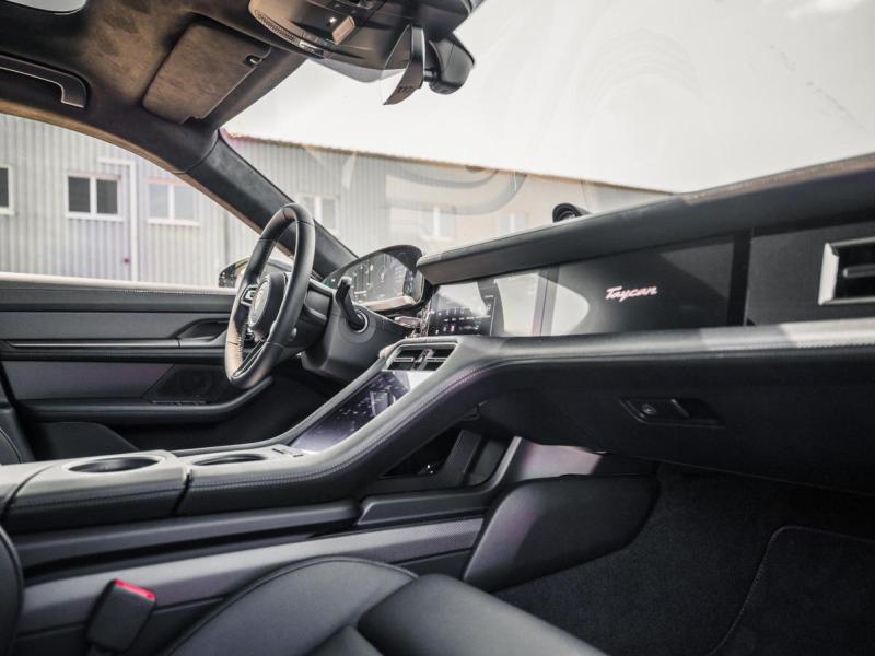 Купить Porsche Taycan Turbo бензин 2025 id-1004093 в Киеве, Фото №[delta]
