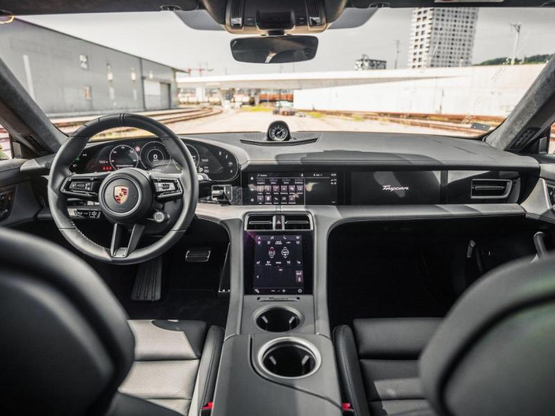 Купить Porsche Taycan Turbo бензин 2025 id-1004093 в Киеве, Фото №[delta]