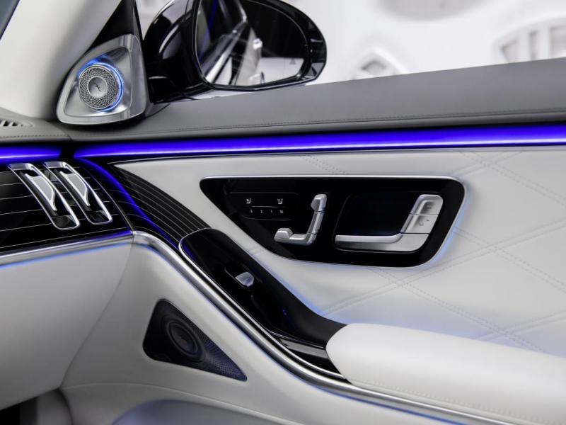 Купить Mercedes-Maybach S 580 бензин 2025 id-1004048 в Киеве, Фото №[delta]