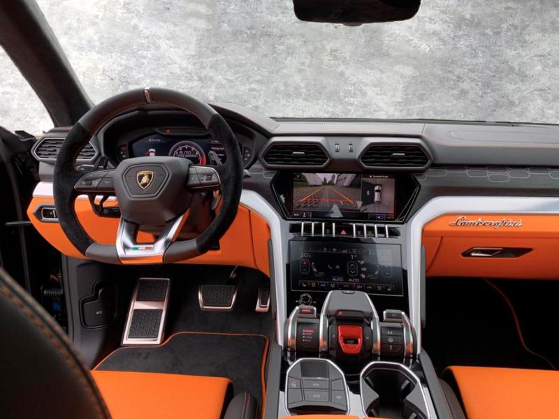 Купить Lamborghini Urus бензин 2023 id-9273 в Киеве, Фото №[delta]