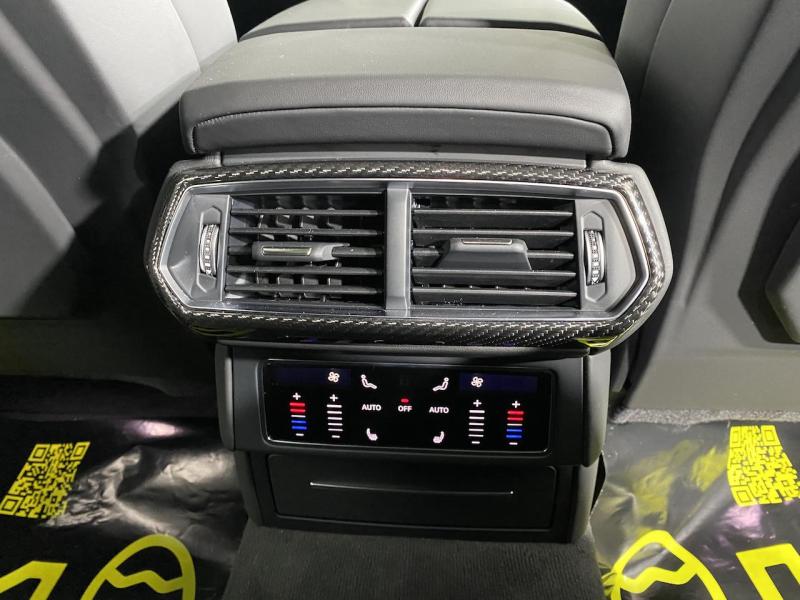 Купить Lamborghini Urus бензин 2023 id-9181 в Киеве, Фото №[delta]