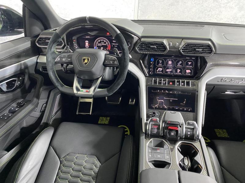 Купить Lamborghini Urus бензин 2023 id-9181 в Киеве, Фото №[delta]