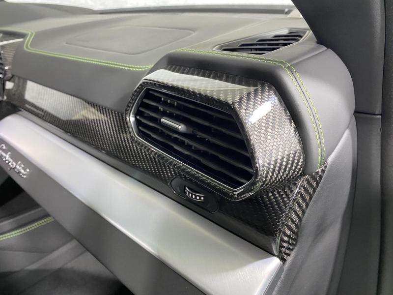 Купить Lamborghini Urus бензин 2023 id-9181 в Киеве, Фото №[delta]