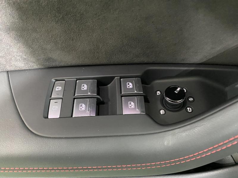 Купить Audi RS6 бензин 2023 id-9063 в Киеве, Фото №[delta]