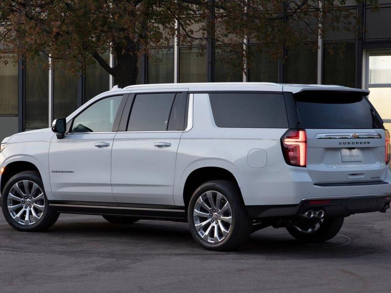 Купить Chevrolet Suburban бензин 2023 id-8854 в Киеве, Фото №[delta]