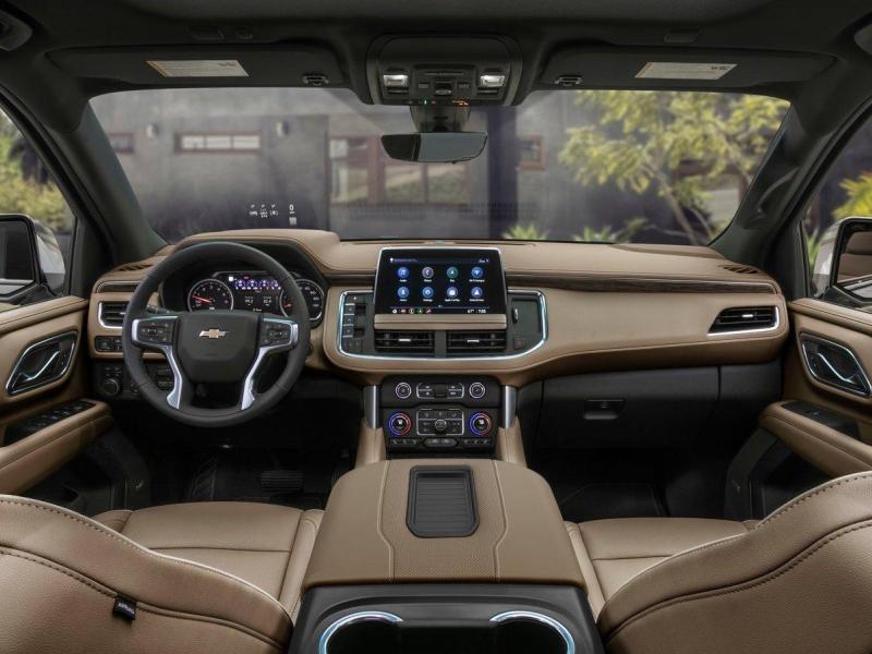 Купить Chevrolet Suburban бензин 2023 id-8854 в Киеве, Фото №[delta]