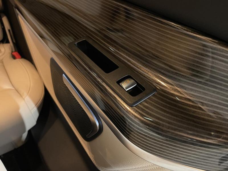 Купить Mercedes-Benz V 300D дизель 2023 id-8783 в Киеве, Фото №[delta]