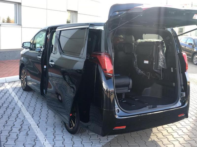 Купить Toyota Alphard бензин 2023 id-7386 в Киеве, Фото №[delta]