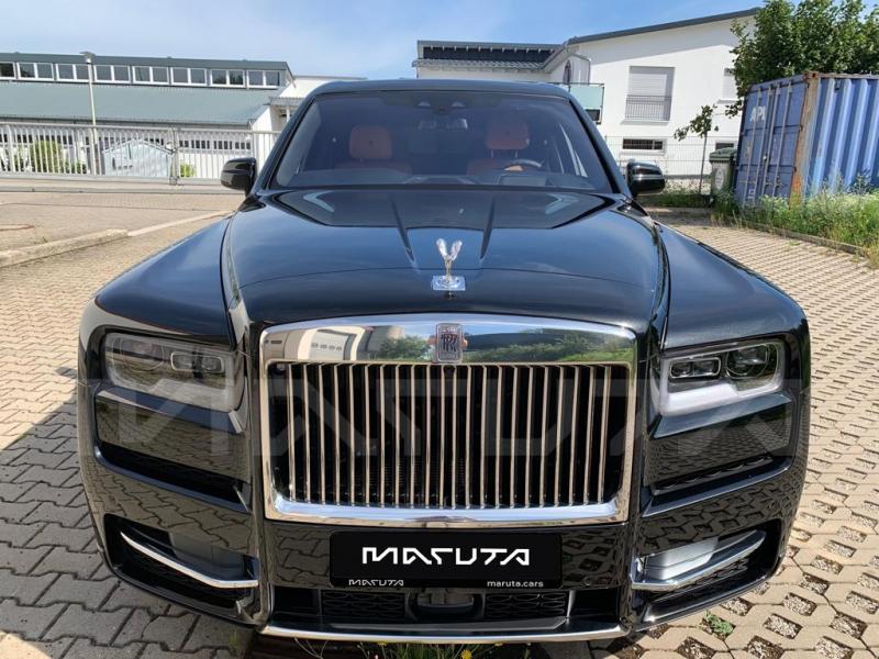 Купить Rolls-Royce Cullinan бензин 2023 id-7353 в Киеве, Фото №[delta]