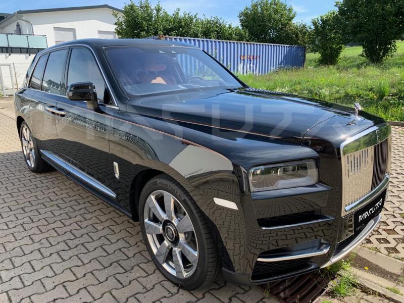 Купить Rolls-Royce Cullinan бензин 2023 id-7353 в Киеве, Фото №[delta]