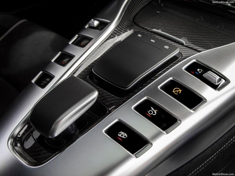 Купить Mercedes-Benz GT C бензин 2025 id-7177 в Киеве, Фото №[delta]
