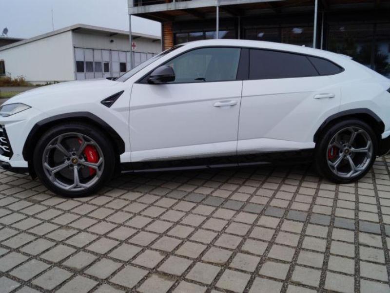 Купить Lamborghini Urus бензин 2025 id-6530 в Киеве, Фото №[delta]