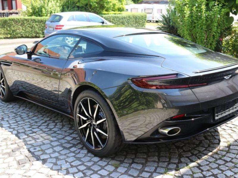 Купить Aston-Martin DB11 бензин 2024 id-6167 в Киеве, Фото №[delta]