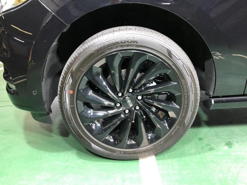 Купить Lincoln Navigator бензин 2023 id-5885 в Киеве, Фото №[delta]