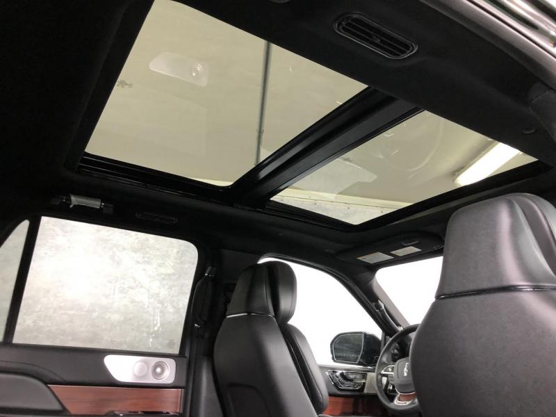 Купить Lincoln Navigator бензин 2023 id-5885 в Киеве, Фото №[delta]