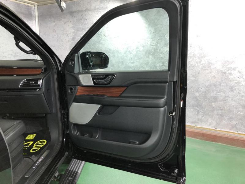 Купить Lincoln Navigator бензин 2023 id-5885 в Киеве, Фото №[delta]