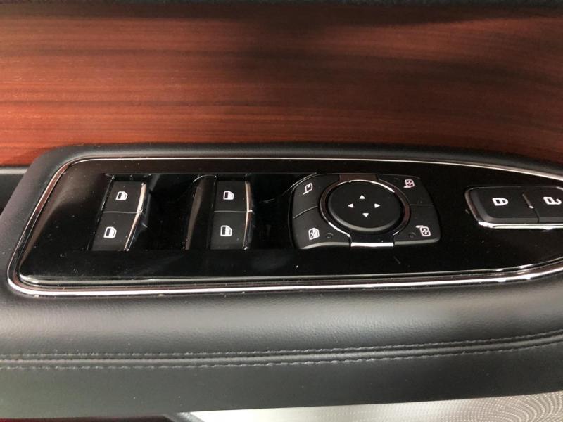 Купить Lincoln Navigator бензин 2023 id-5885 в Киеве, Фото №[delta]