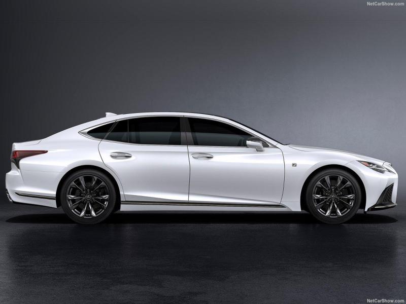 Купить Lexus LS 500 бензин 2026 id-1004708 в Киеве, Фото №[delta]