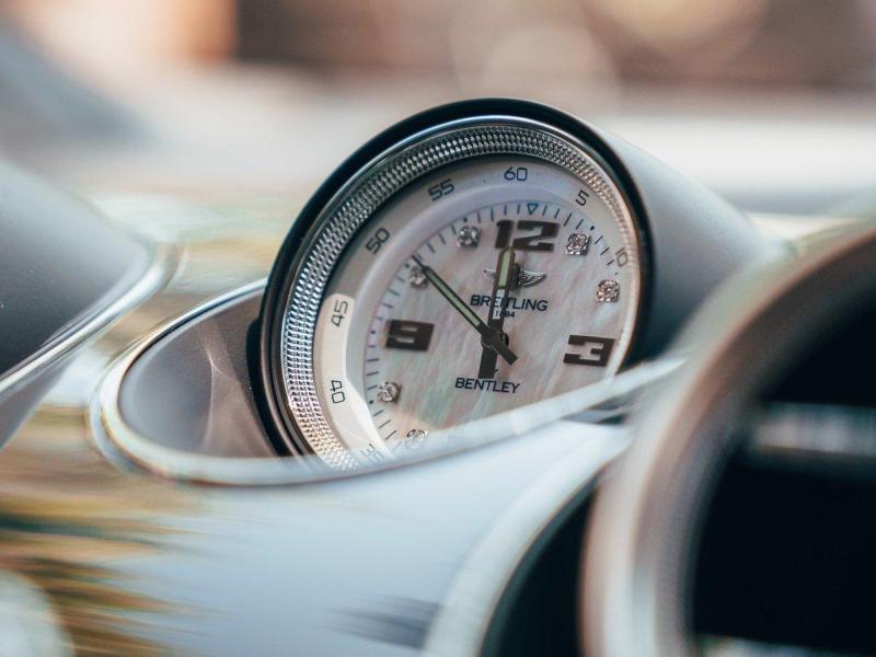 Купить Bentley Bentayga Hybrid гибрид 2025 id-7179 в Киеве, Фото №[delta]