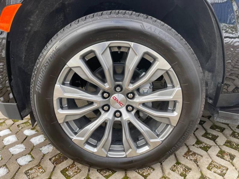 Купить GMC YUKON Denali бензин 2024 id-1005960 в Киеве, Фото №[delta]