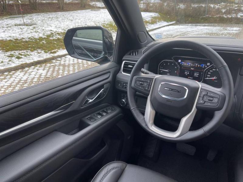 Купить GMC YUKON Denali бензин 2024 id-1005960 в Киеве, Фото №[delta]