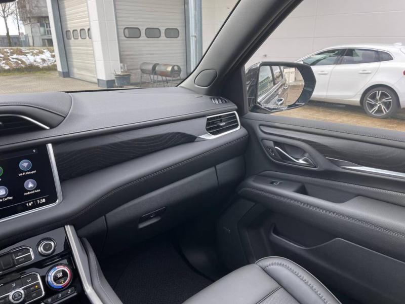 Купить GMC YUKON Denali бензин 2024 id-1005960 в Киеве, Фото №[delta]