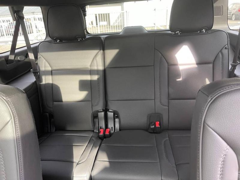 Купить GMC YUKON Denali бензин 2024 id-1005960 в Киеве, Фото №[delta]