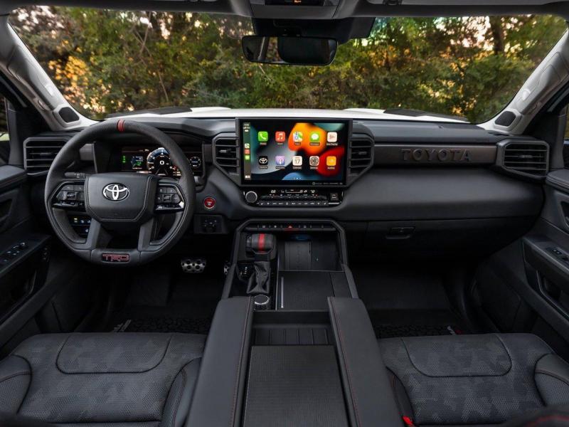 Купить Toyota Sequoia Platinum бензин 2024 id-1005995 в Киеве, Фото №[delta]