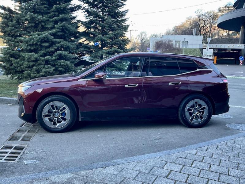 Купить BMW iX 50 электро 2024 id-1006014 в Киеве, Фото №[delta]