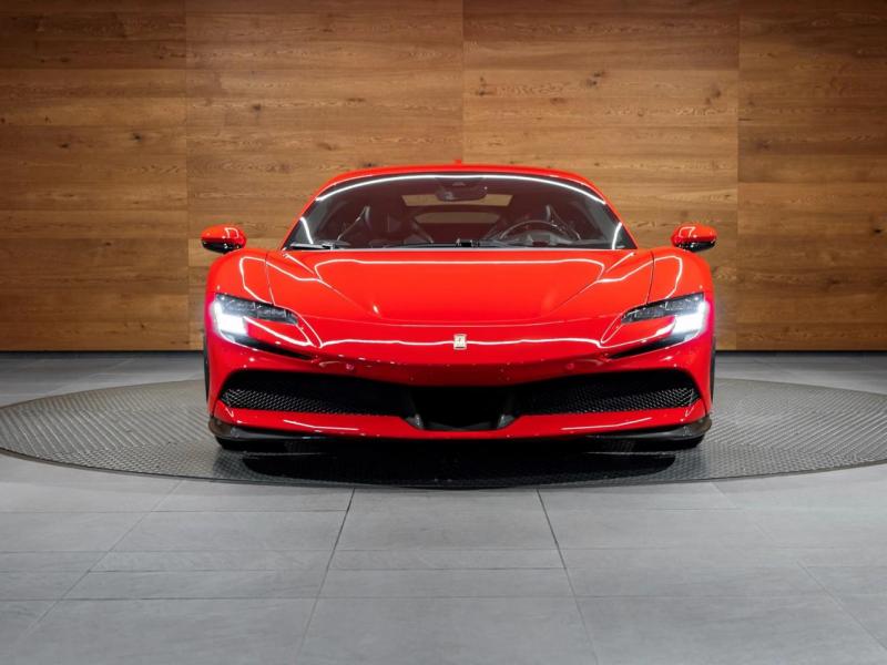 Купить Ferrari SF90 Stradale гибрид 2024 id-1006024 в Киеве, Фото №[delta]