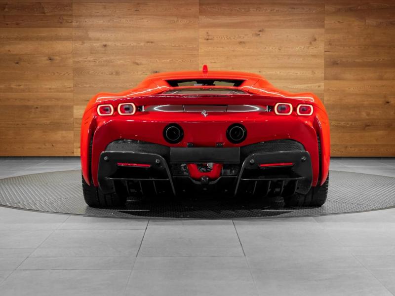 Купить Ferrari SF90 Stradale гибрид 2024 id-1006024 в Киеве, Фото №[delta]