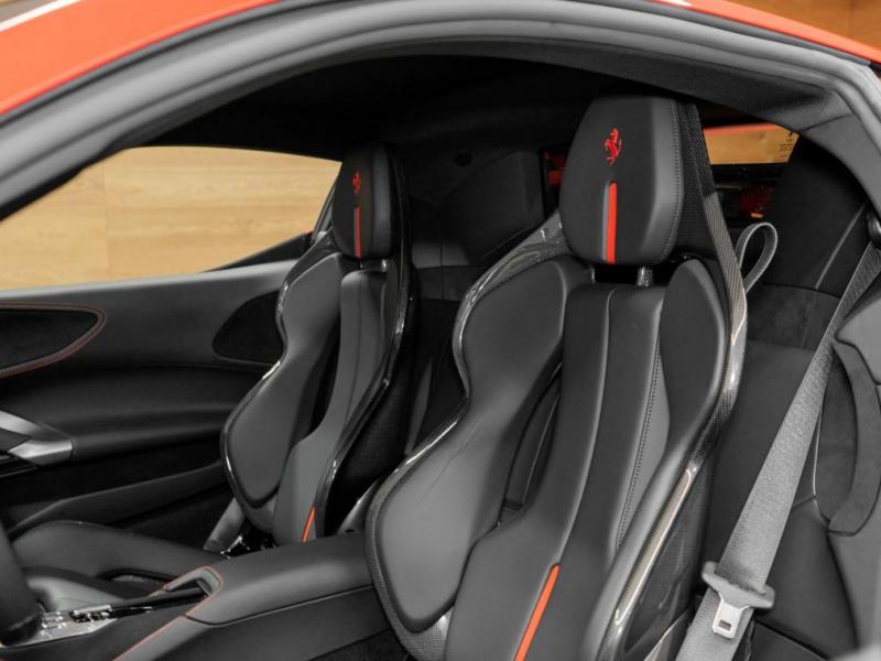 Купить Ferrari SF90 Stradale гибрид 2024 id-1006024 в Киеве, Фото №[delta]