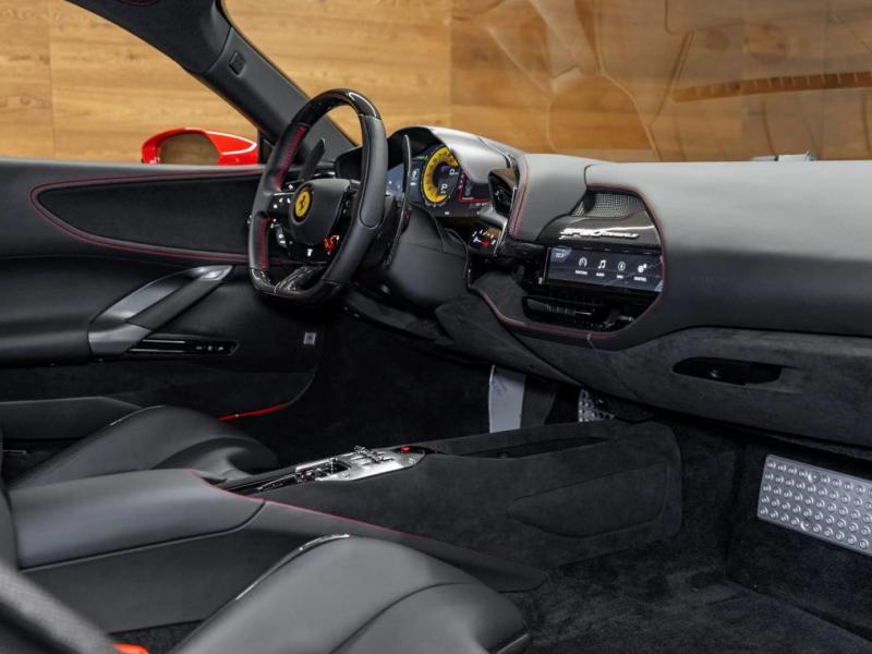 Купить Ferrari SF90 Stradale гибрид 2024 id-1006024 в Киеве, Фото №[delta]