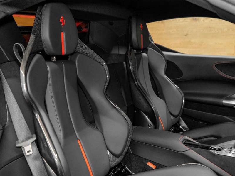 Купить Ferrari SF90 Stradale гибрид 2024 id-1006024 в Киеве, Фото №[delta]