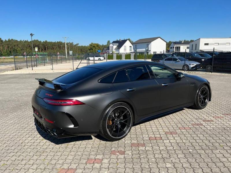 Купить Mercedes-Benz GT 63 S AMG бензин 2023 id-1006050 в Киеве, Фото №[delta]