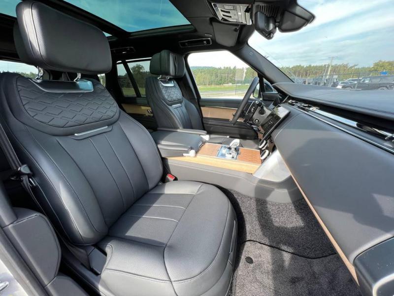 Купить Land-Rover Range-Rover SVAutobiography бензин 2024 id-1006066 в Киеве, Фото №[delta]