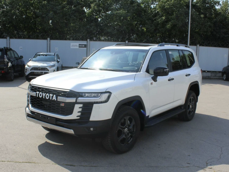 Купить Toyota Land Cruiser 300 GR Sport бензин 2025 id-1006084 в Киеве, Фото №[delta]