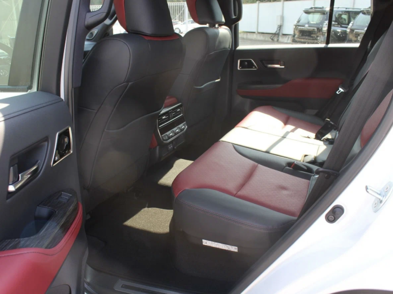 Купить Toyota Land Cruiser 300 GR Sport бензин 2025 id-1006084 в Киеве, Фото №[delta]