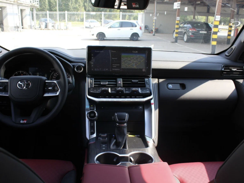 Купить Toyota Land Cruiser 300 GR Sport бензин 2025 id-1006084 в Киеве, Фото №[delta]