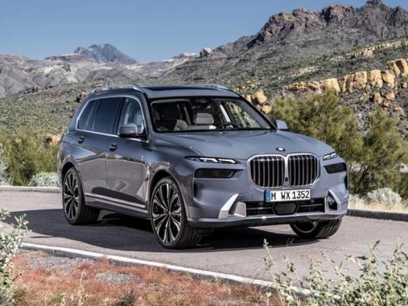 Купить BMW X7 M60i бензин 2025 id-1006180 в Киеве, Фото №[delta]