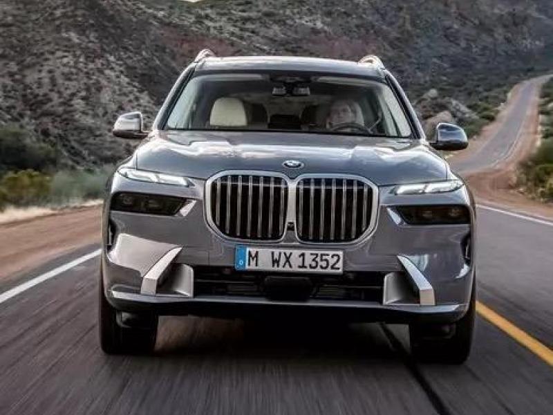 Купить BMW X7 M60i бензин 2025 id-1006180 в Киеве, Фото №[delta]