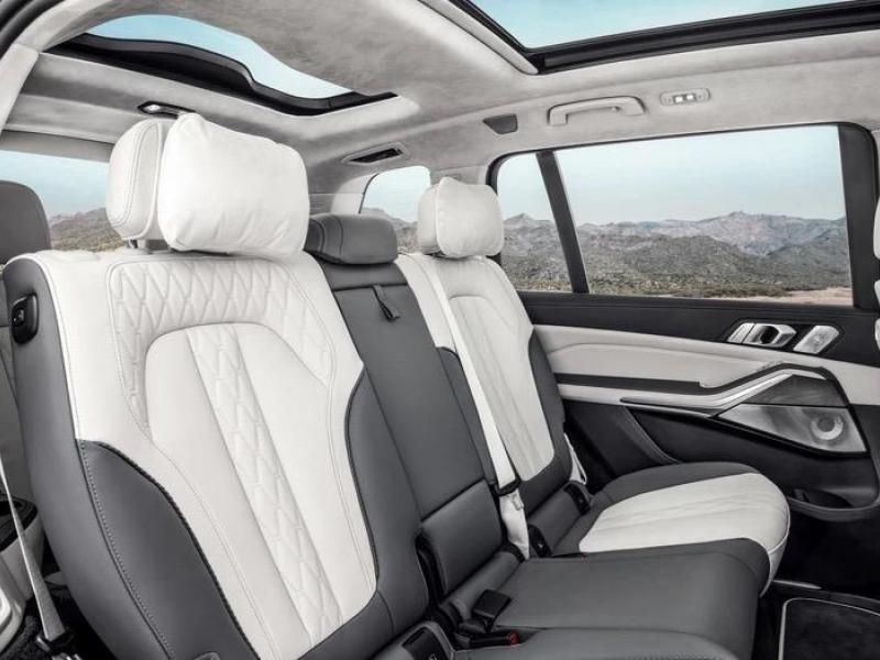 Купить BMW X7 M60i бензин 2025 id-1006180 в Киеве, Фото №[delta]