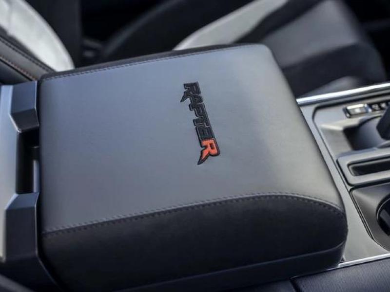 Купить Ford F-150 Raptor R бензин 2025 id-1006179 в Киеве, Фото №[delta]